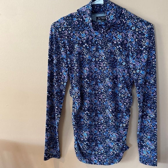 J crew floral turtleneck - Picture 1 of 5
